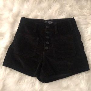 High waisted button black shorts size 5/27